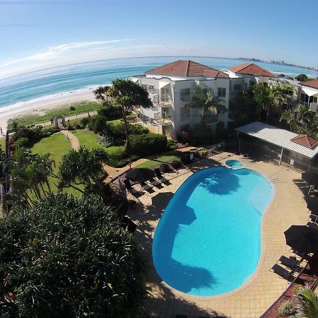 Golden Riviera Absolute Beachfront Resort Gold Coast Esterno foto