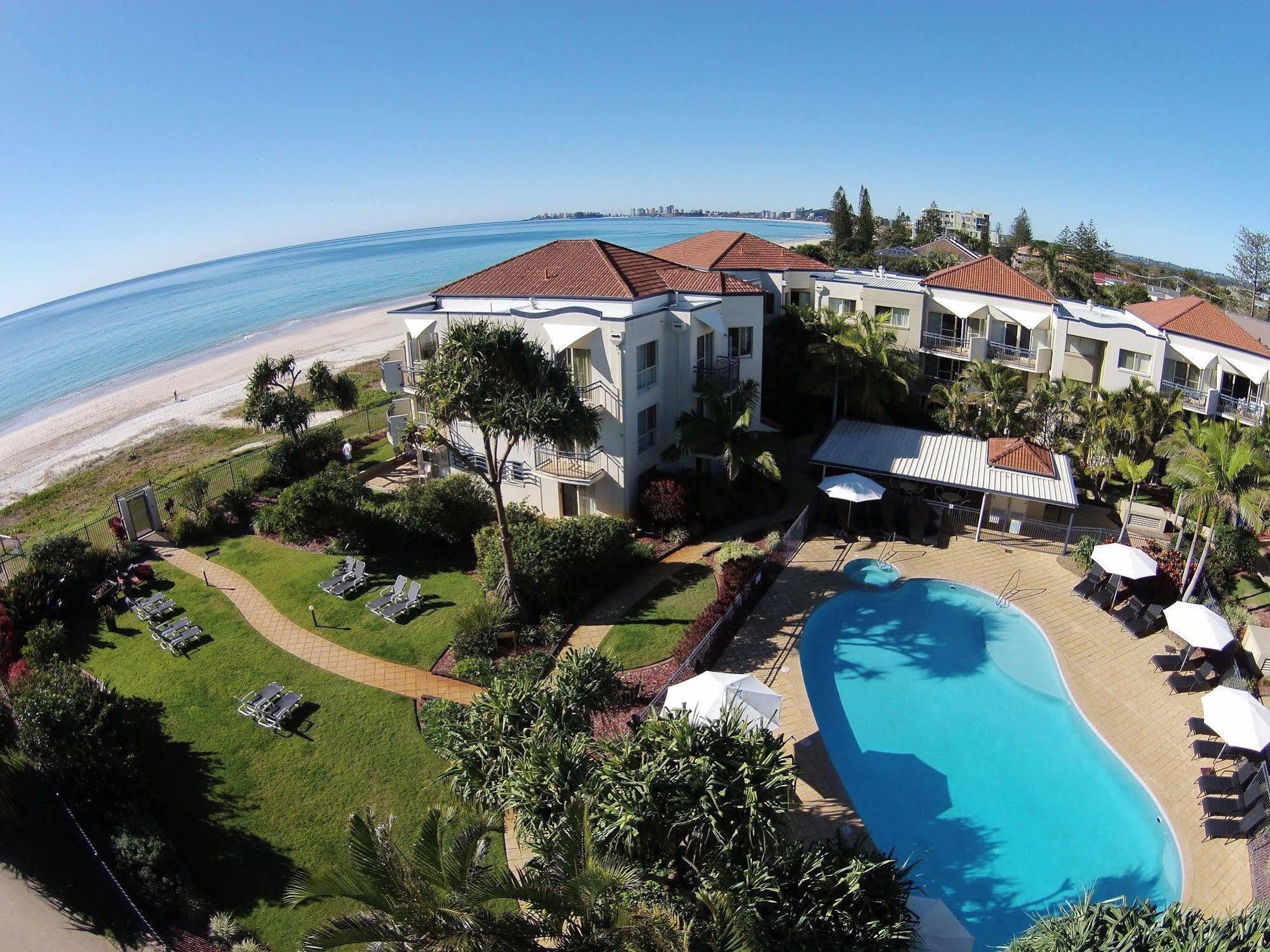Golden Riviera Absolute Beachfront Resort Gold Coast Esterno foto